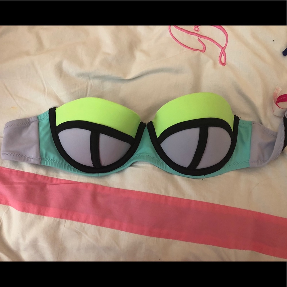 VS bathing suit top